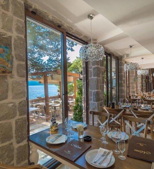 restaurant02