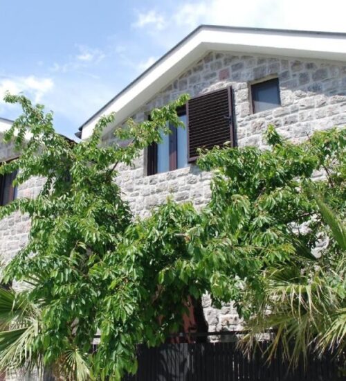 Stone villa ROse