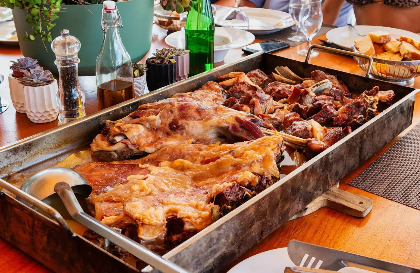 Forte Rose Tavern — authentic Boka cuisine in historic stone walls